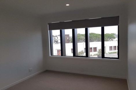 Photo of property in 4 Alexander Willis Crescent, Hobsonville, Auckland, 0616