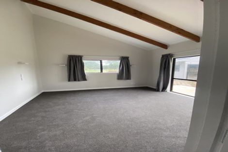 Photo of property in 378 Tararua Road, Levin, 5571