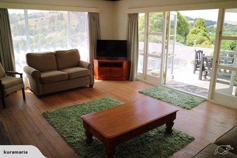 Photo of property in 2 Hikurangi Terrace, Taumarunui, 3920