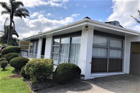 Photo of property in 1/9 Belmere Rise, Farm Cove, Auckland, 2012