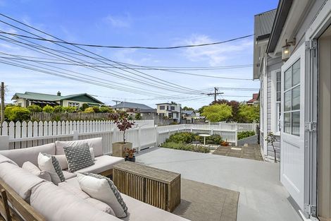Photo of property in 60 Gover Street, New Plymouth, 4310