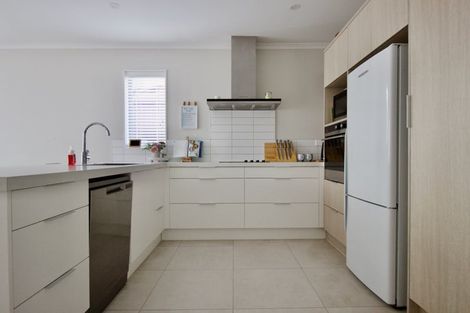 Photo of property in 7 Uma Grove, Hobsonville, Auckland, 0616