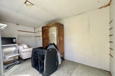 Photo of property in 84 Cambridge Terrace, Waterloo, Lower Hutt, 5011