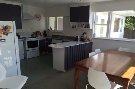 Photo of property in 42 Waimea Road, Waikanae Beach, Waikanae, 5036