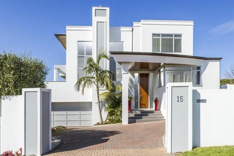 Photo of property in 15 Courtneys, West Harbour, Auckland, 0618