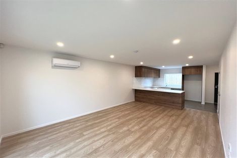 Photo of property in 114 Astley Avenue, New Lynn, Auckland, 0600