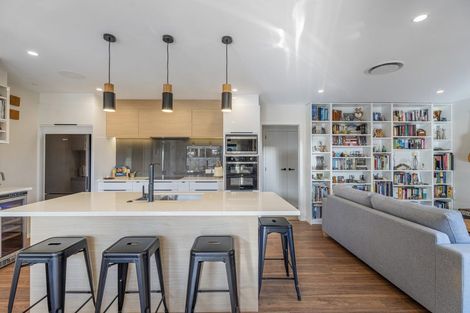 Photo of property in 155 Kupe Drive, Whitianga, 3510