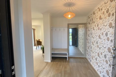 Photo of property in 7 Wroxton Place, Waiuku, 2123