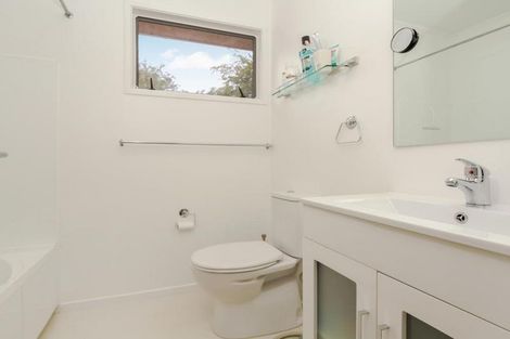 Photo of property in 2/26 Karaka Street, New Lynn, Auckland, 0600