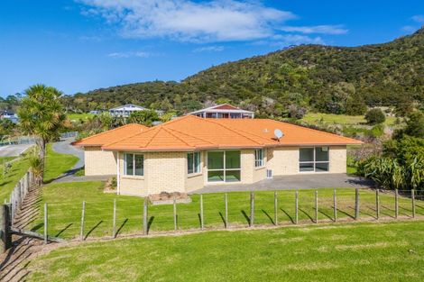 Photo of property in 2123 Whangarei Heads Road, Whangarei Heads, Whangarei, 0174