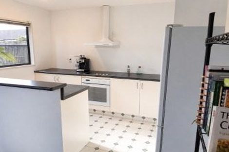 Photo of property in 74 Mandeville Street, Riccarton, Christchurch, 8011