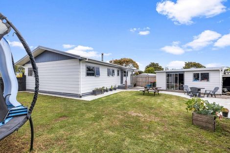 Photo of property in 9 Tawake Place, Waitara, 4320