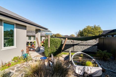 Photo of property in 10 Harold Place, Stoke, Nelson, 7011