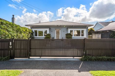 Photo of property in 48 Renfrew Avenue, Sandringham, Auckland, 1041