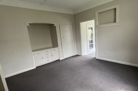 Photo of property in 9 Graham Place, West End, Palmerston North, 4410