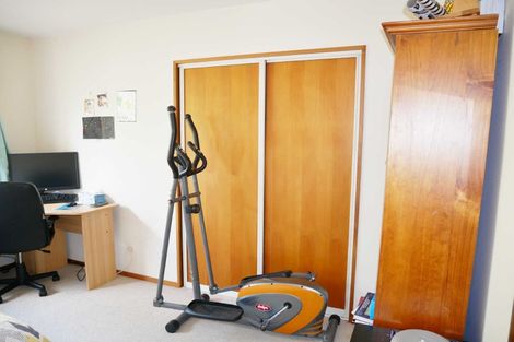 Photo of property in 2/170c Yaldhurst Road, Sockburn, Christchurch, 8042