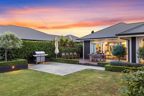 Photo of property in 8 Beech Drive, Rangiora, 7400