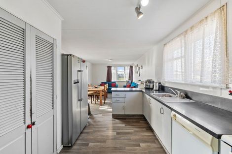 Photo of property in 17 Te Iwiheke Place, Turangi, 3334