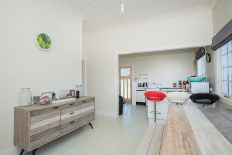 Photo of property in 225 Harris Street, Inner Kaiti, Gisborne, 4010