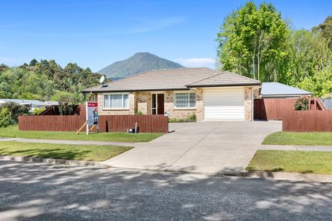 Photo of property in 8 Beattie Road, Kawerau, 3127