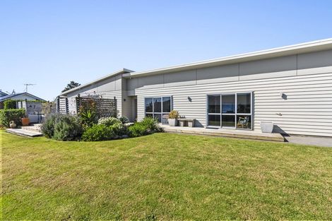 Photo of property in 46 Dillon Drive, Bell Block, New Plymouth, 4312
