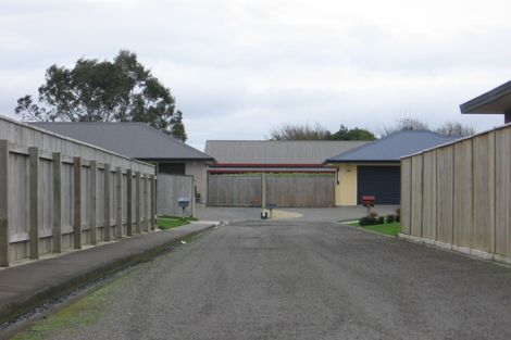 Photo of property in 27 Parnell Heights Drive, Kelvin Grove, Palmerston North, 4414