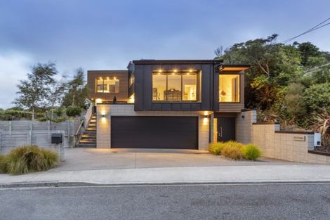 Photo of property in 13 Agra Crescent, Khandallah, Wellington, 6035