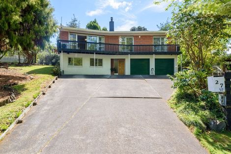 Photo of property in 27 Crompton Road, Massey, Auckland, 0614