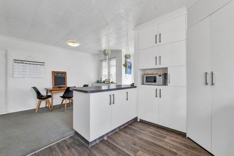 Photo of property in 12 Craig Street, Stratford, 4332