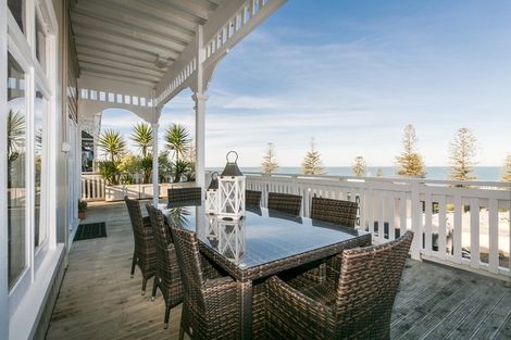 Photo of property in 2 Seaview Terrace, Bluff Hill, Napier, 4110