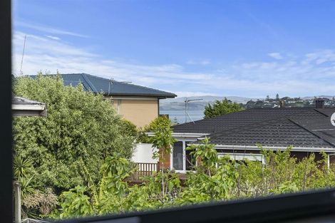 Photo of property in 24 Gulf Crest, Bucklands Beach, Auckland, 2012