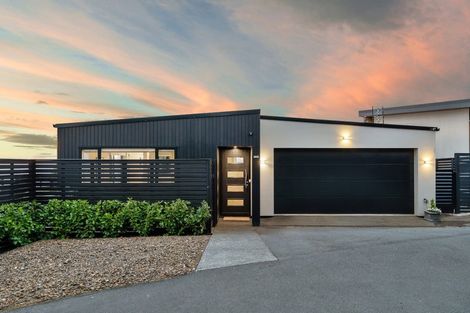 Photo of property in 175a Major Hornbrook Road, Mount Pleasant, Christchurch, 8081