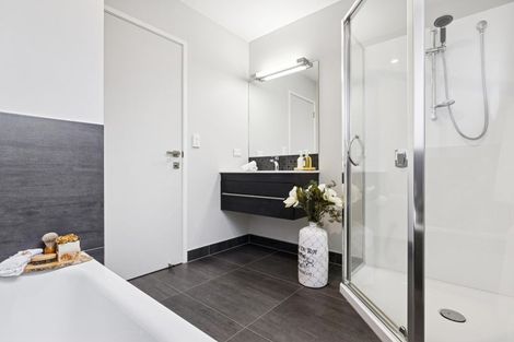 Photo of property in 12 Stockyard Crescent, Pukekohe, 2120