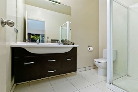 Photo of property in 22 The Close, Greenhithe, Auckland, 0632