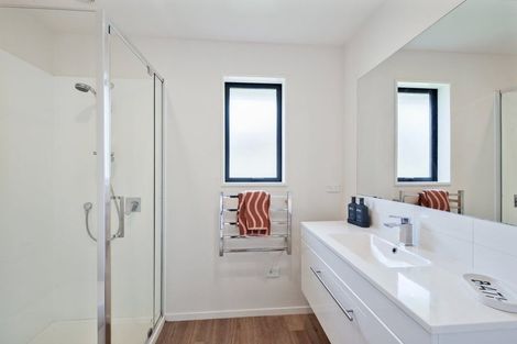 Photo of property in 15 Grey View Grove, Rangiora, 7400