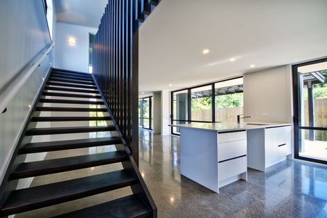 Photo of property in 36 Shah Place, Glen Eden, Auckland, 0602