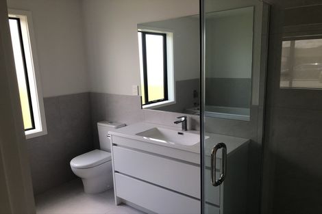 Photo of property in 9 Davey Crescent, Orewa, 0931