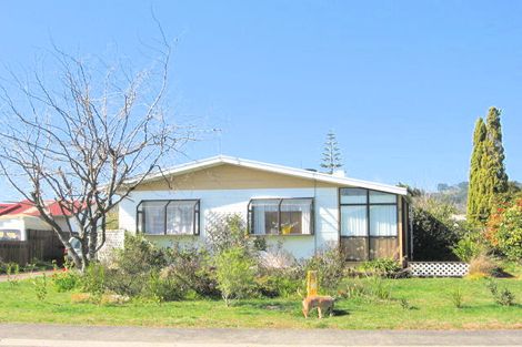 Photo of property in 5 Nicholas Avenue, Whitianga, 3510