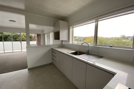 Photo of property in 2/110 Sartors Avenue, Browns Bay, Auckland, 0630