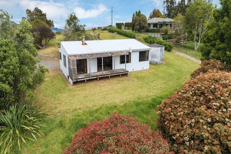 Photo of property in 400 Apotu Road, Kauri, Kamo, 0185