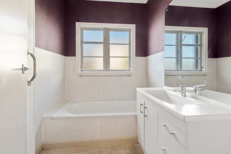 Photo of property in 11 Onslow Street, Gore, 9710