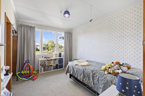 Photo of property in 1 Alma Place, Milson, Palmerston North, 4414