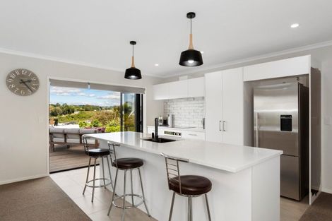 Photo of property in 183 Penetaka Heights, Pyes Pa, Tauranga, 3112