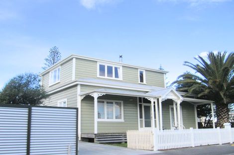 Photo of property in 60 Te Awa Avenue, Te Awa, Napier, 4110