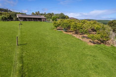 Photo of property in 135b Hutchinson Road, Helensville, 0875