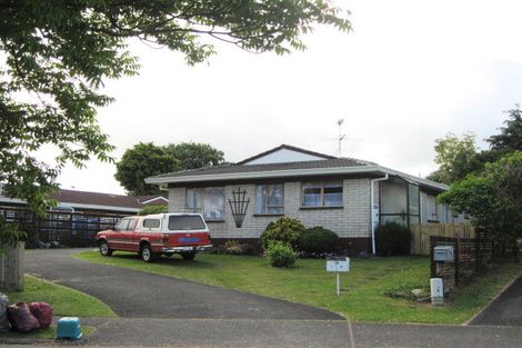 Photo of property in 18b Challen Close, Conifer Grove, Takanini, 2112