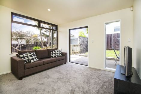 Photo of property in 5a Sabot Place, Massey, Auckland, 0614
