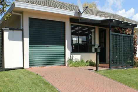 Photo of property in 1/11 Mckee Avenue, Fenton Park, Rotorua, 3010