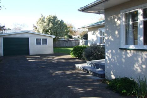 Photo of property in 4 Galway Avenue, Hokowhitu, Palmerston North, 4410
