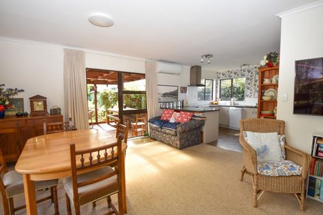 Photo of property in 8 Davy Street, Carterton, 5713